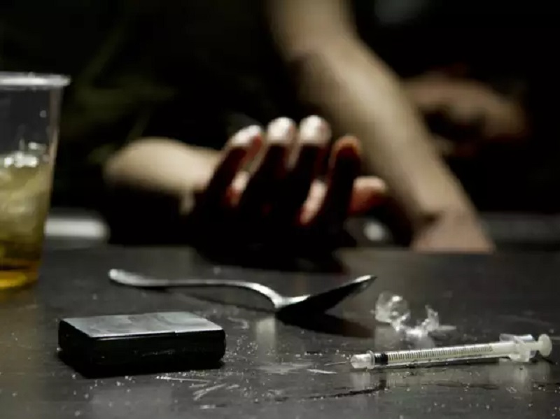 Warning Signs of Crossing the Thin Line between Drug Use and Abuse
