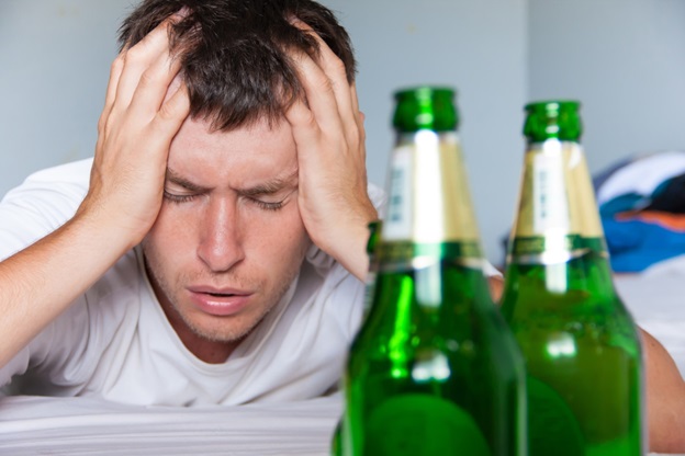 How to Stop Drinking Like a College Alcoholic After Graduating