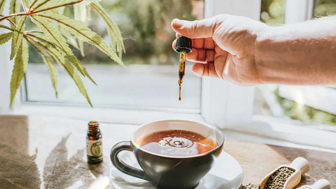 Choosing the Right CBD Oil Tincture for Wellness and Relief