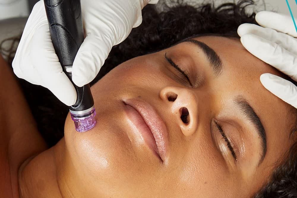Why Hydrafacial Is the Go-To Treatment for Busy People