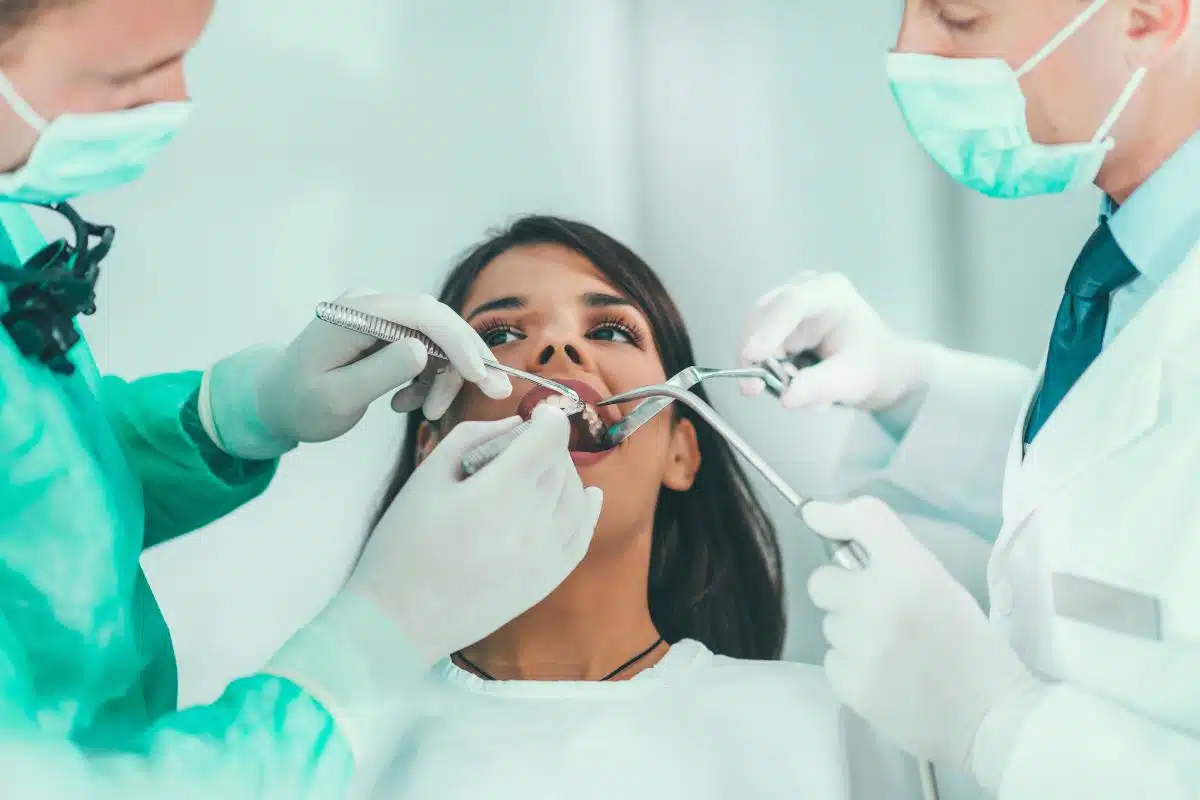 How to Select the Best Dentist for Oral Health Needs